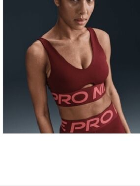 Nike Pro Indy Plunge Bra